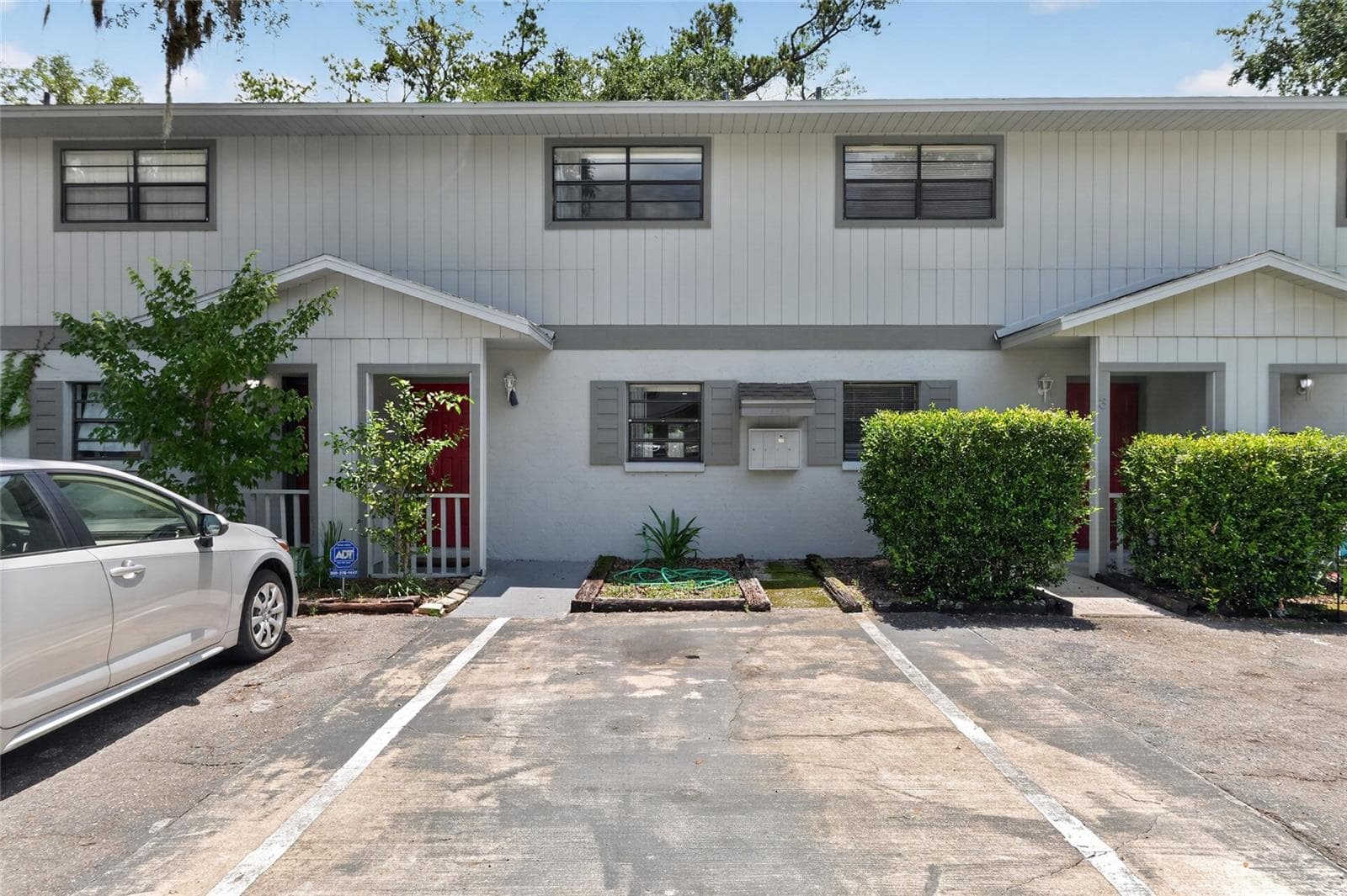 4123 SW 15TH PL #2