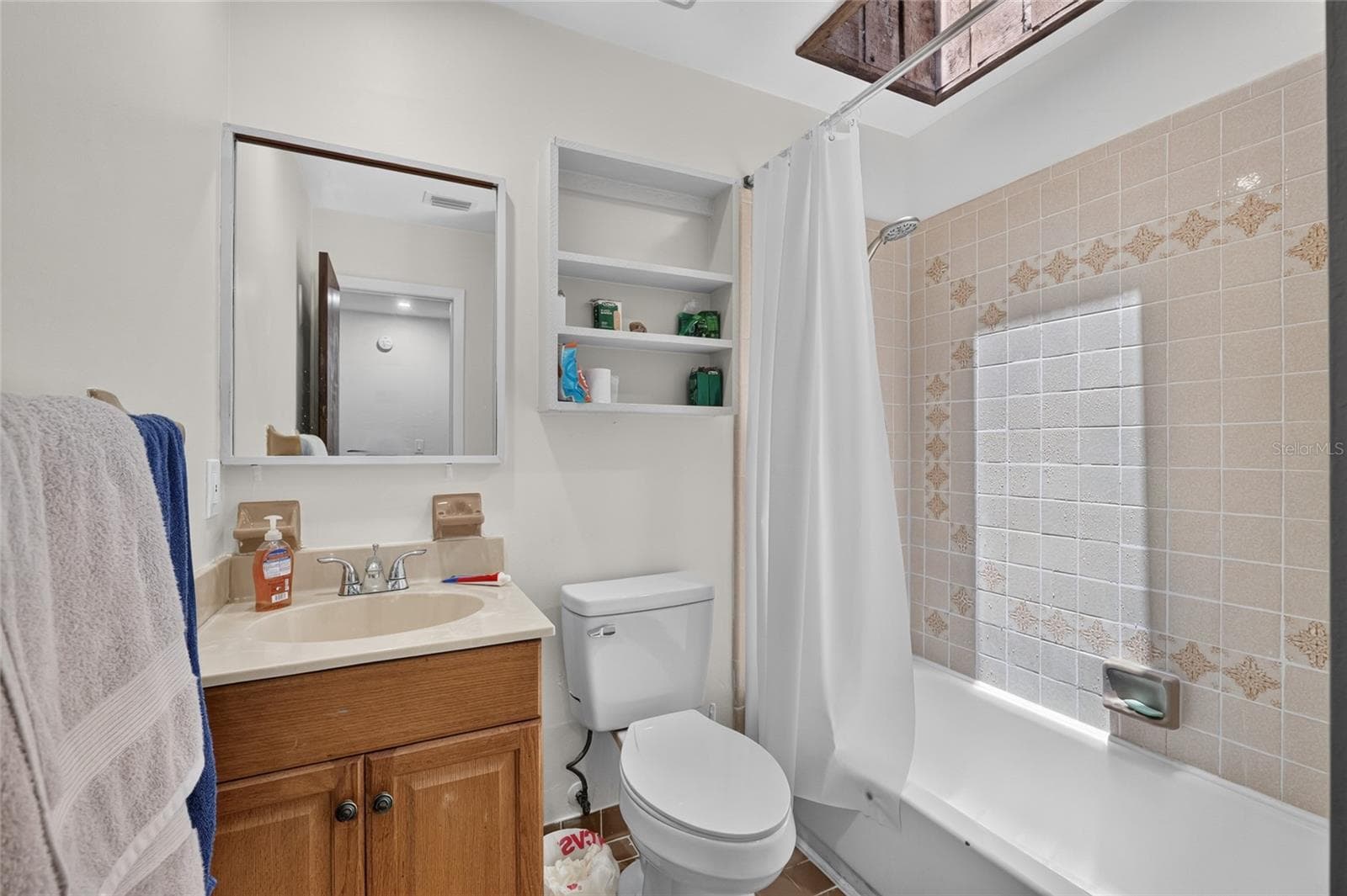 Condominium at 4123 SW 15TH PL #2, GAINESVILLE, photo 15 of 39