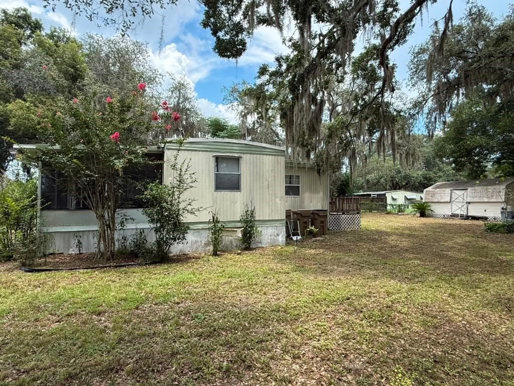 Mobile Home at 27416 WALNUT AVE, OKAHUMPKA, photo 40 of 45