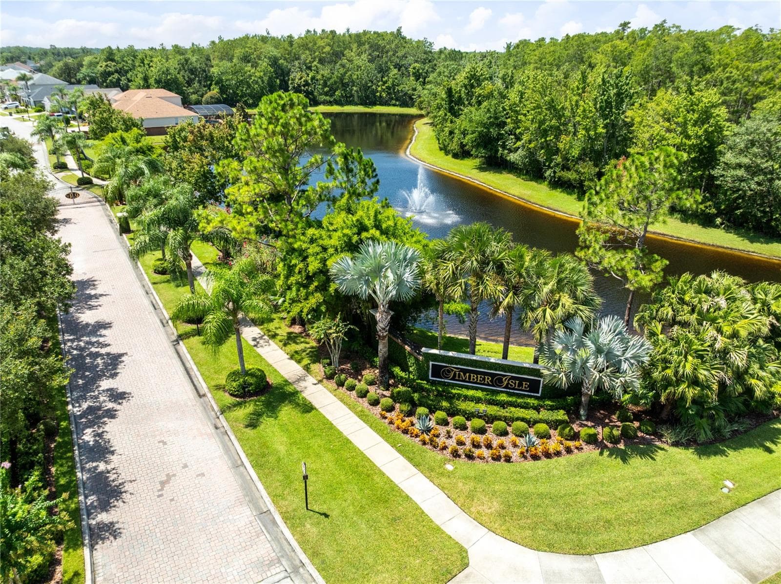 856 TIMBER ISLE DR