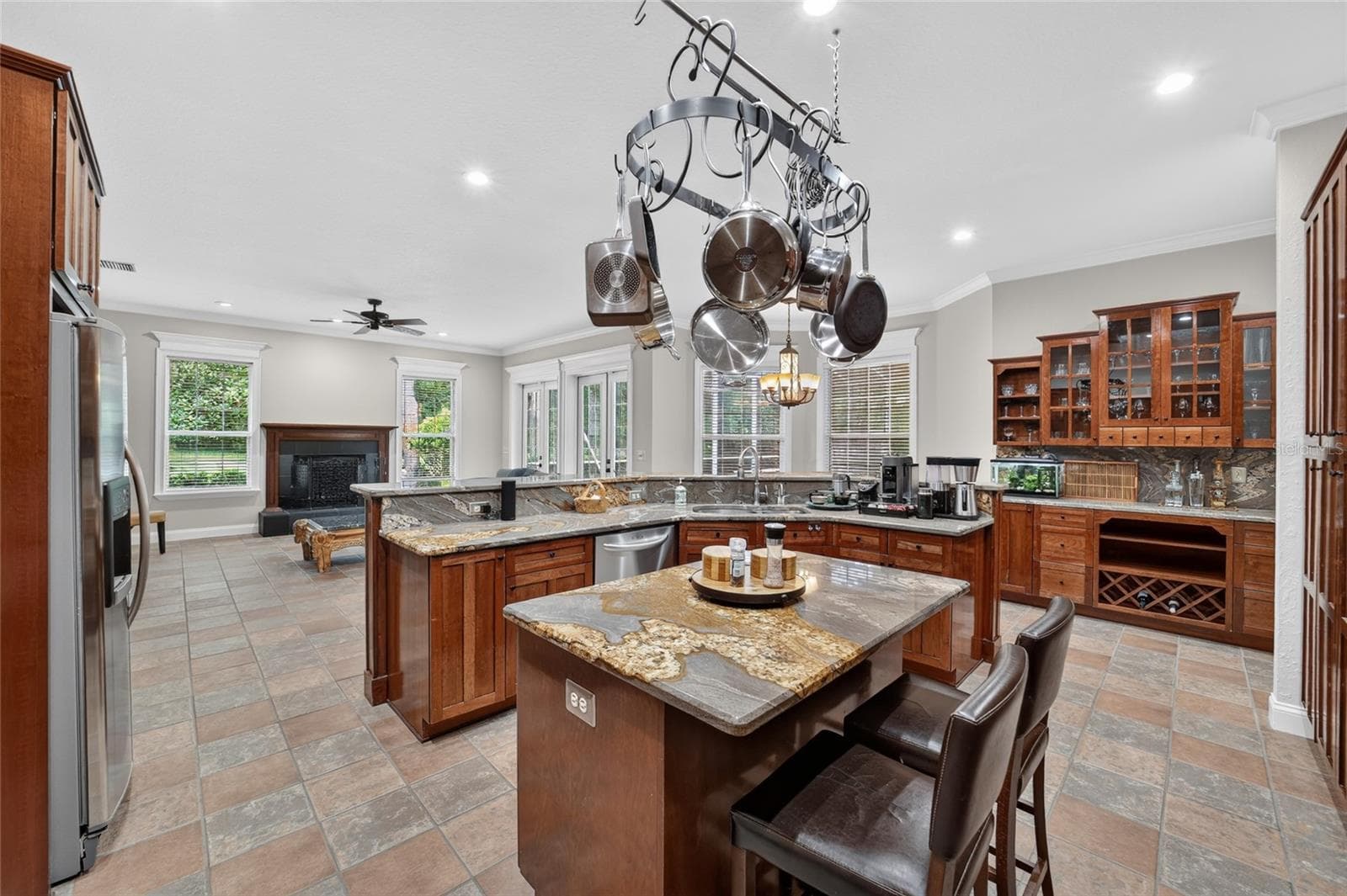 Single Family Residence at 7050 SE 12TH CIR, OCALA, photo 11 of 43