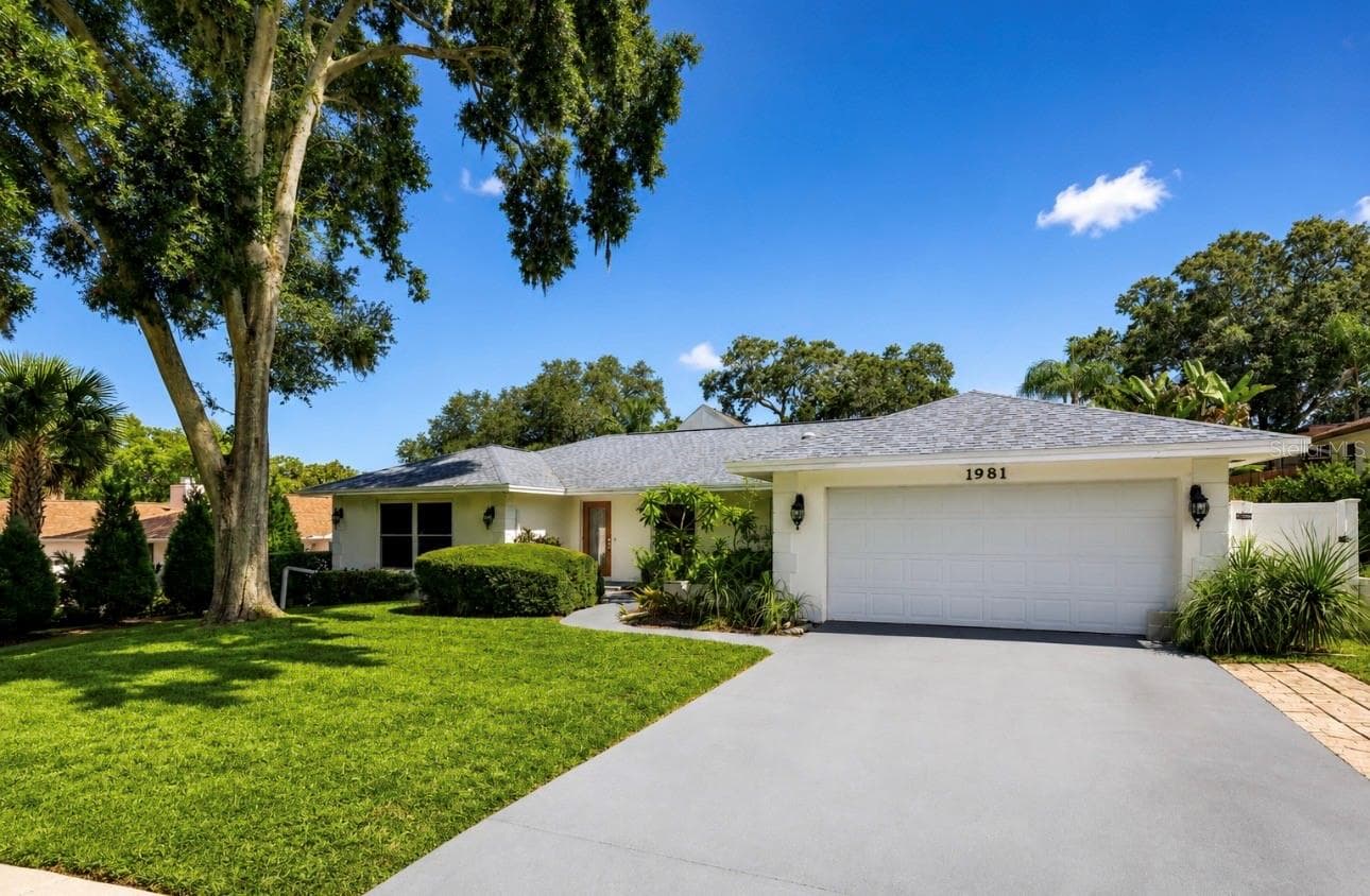 1981 CASTILLE DR