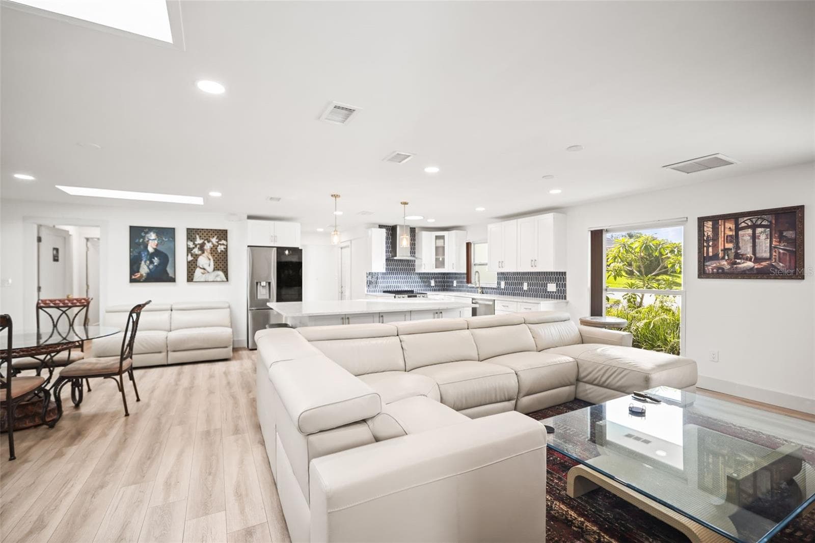 Single Family Residence at 1981 CASTILLE DR, DUNEDIN, photo 14 of 51
