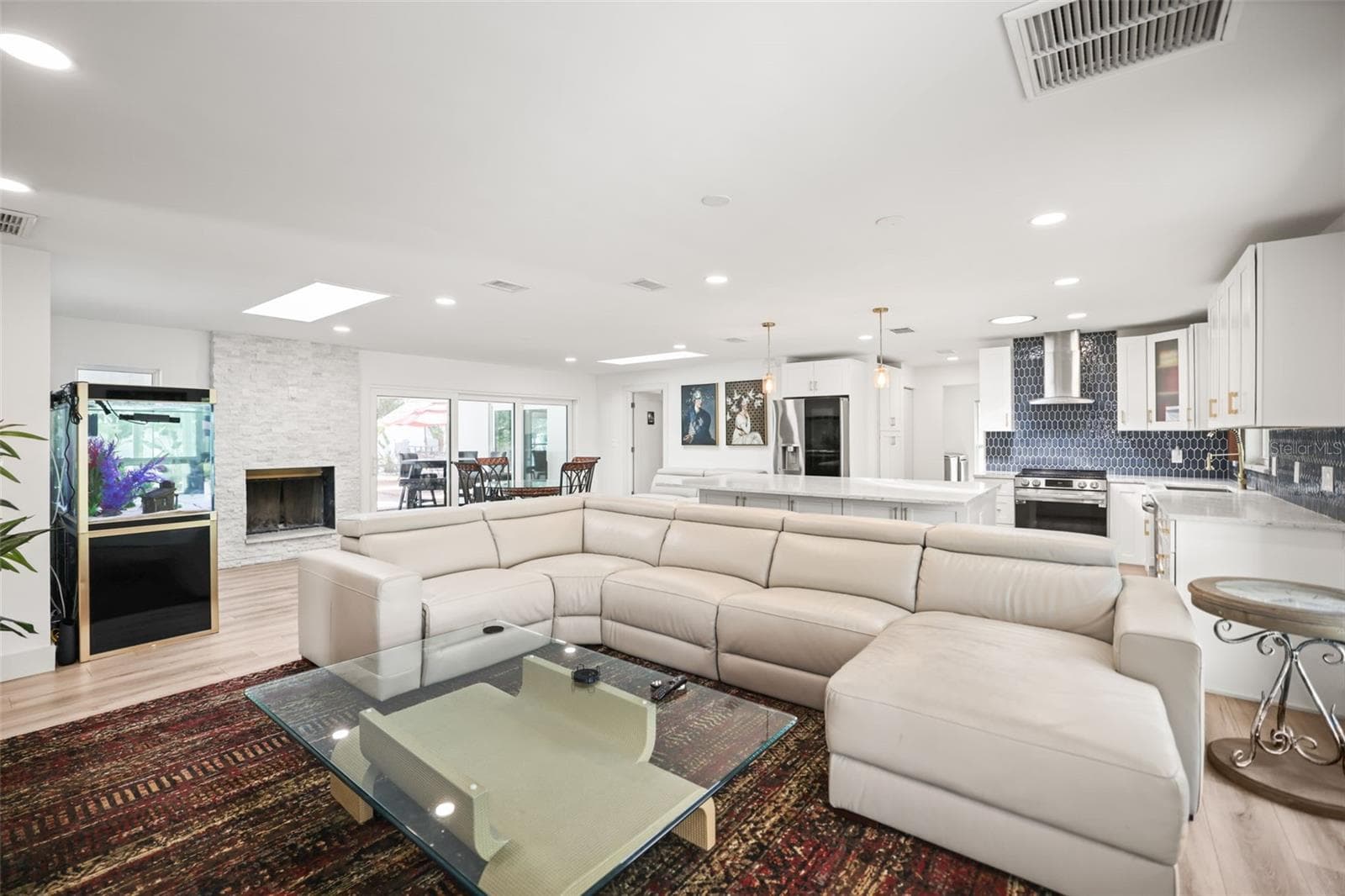 Single Family Residence at 1981 CASTILLE DR, DUNEDIN, photo 15 of 51