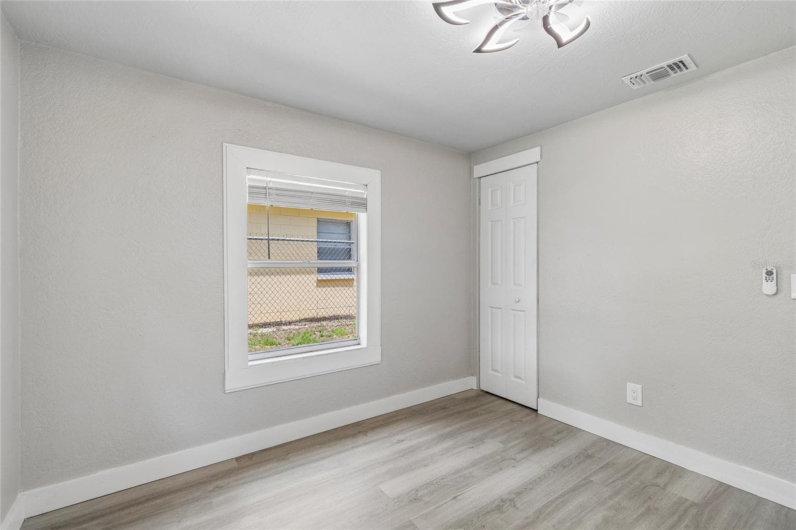 Single Family Residence at 1614 E MAPLE AVE, TAMPA, photo 20 of 64