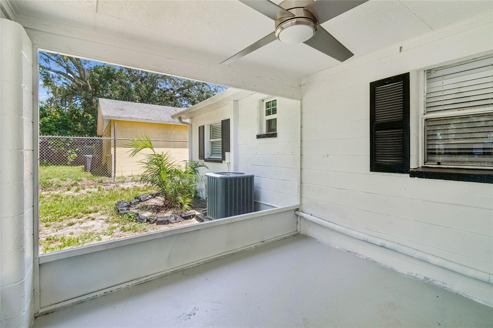 Single Family Residence at 1614 E MAPLE AVE, TAMPA, photo 46 of 64