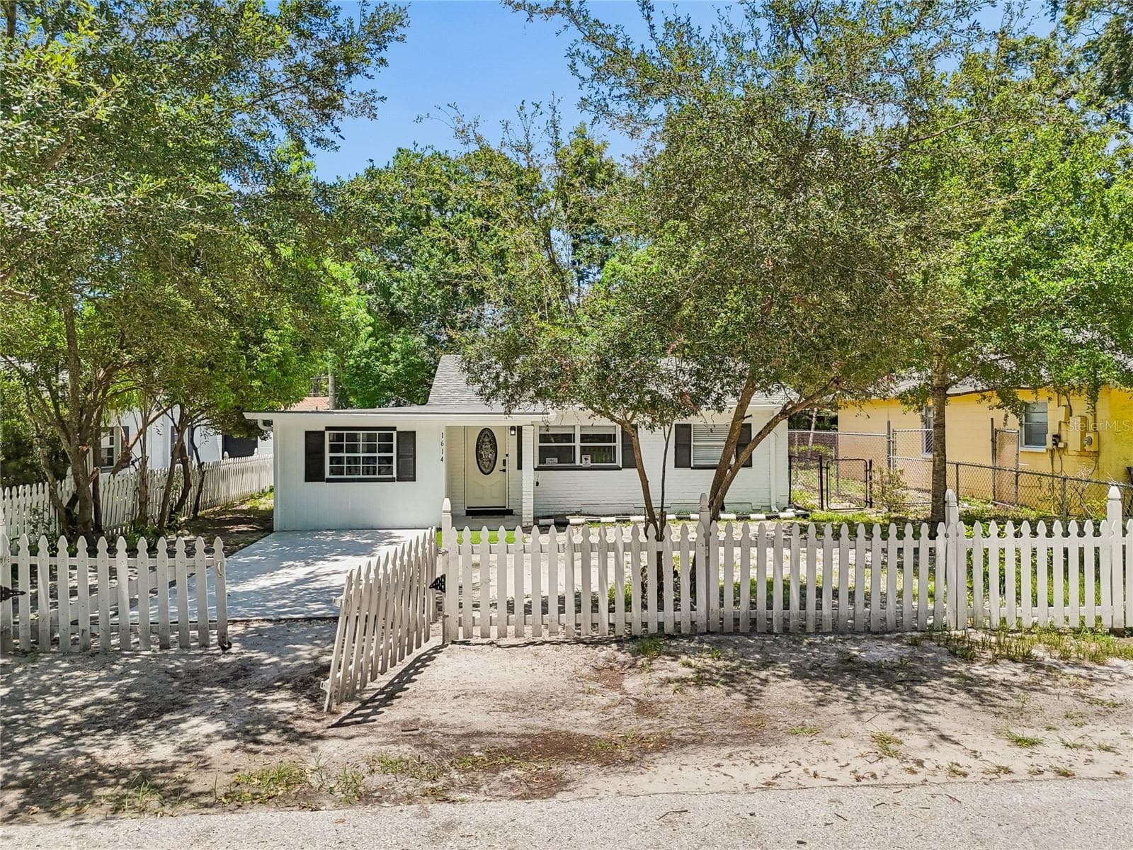 Single Family Residence at 1614 E MAPLE AVE, TAMPA, photo 60 of 64