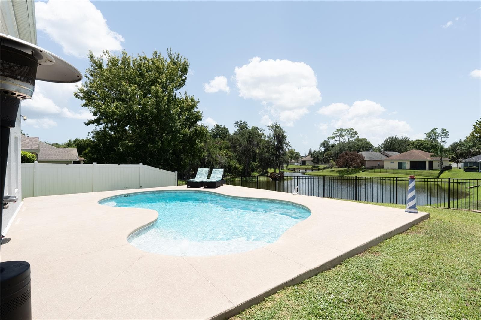 Single Family Residence at 493 HOLLOW GLEN DR, TITUSVILLE, photo 4 of 27