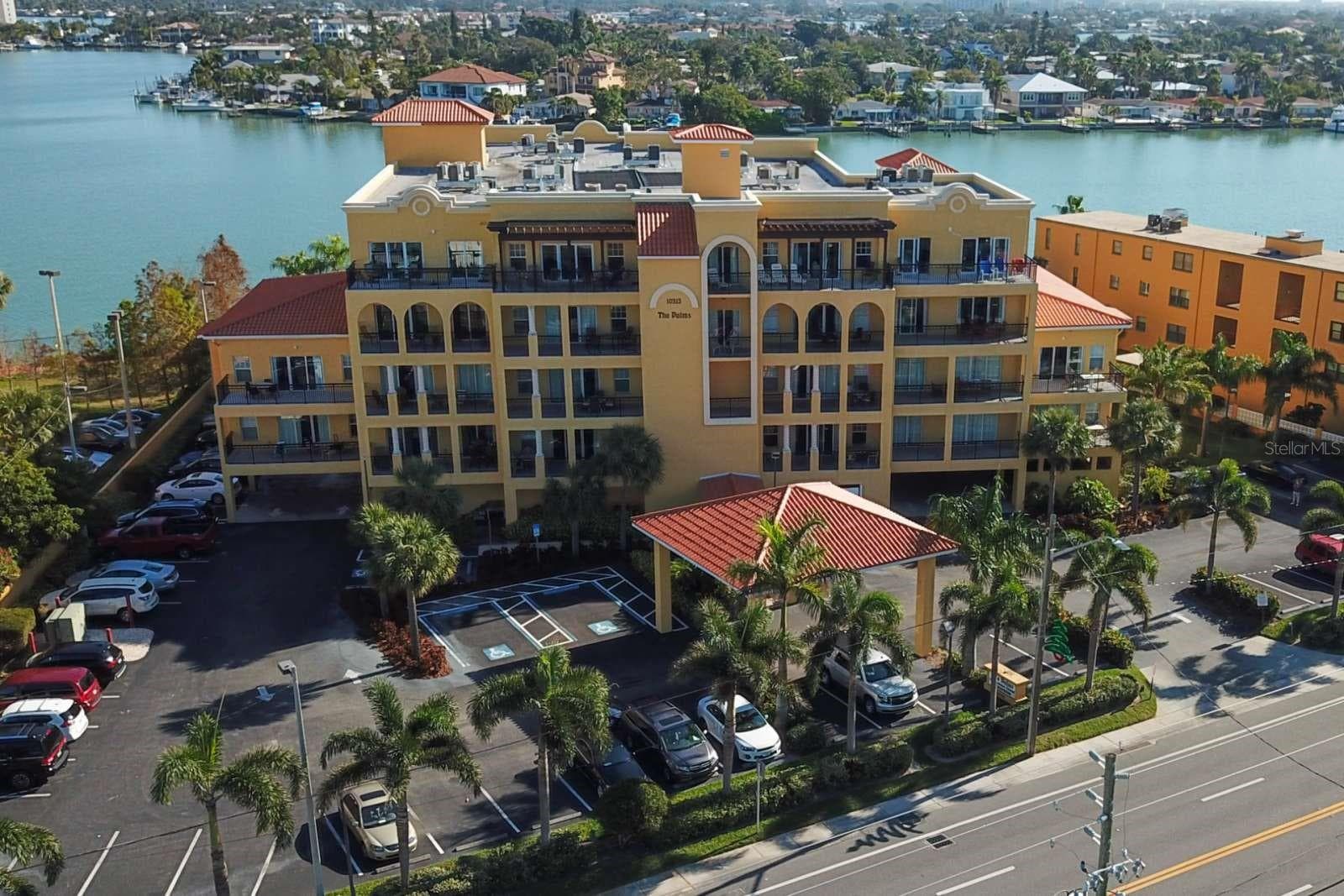 Condo - Hotel at 10315 GULF BLVD #409, TREASURE ISLAND, photo 25 of 36