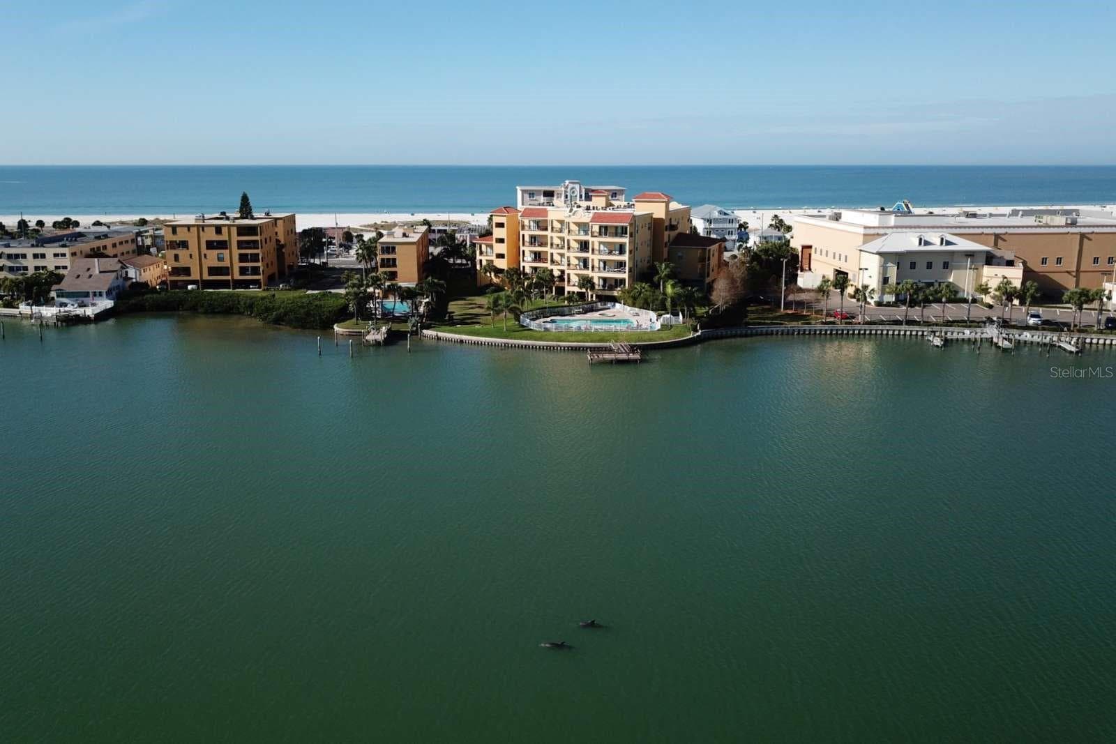 Condo - Hotel at 10315 GULF BLVD #409, TREASURE ISLAND, photo 26 of 36