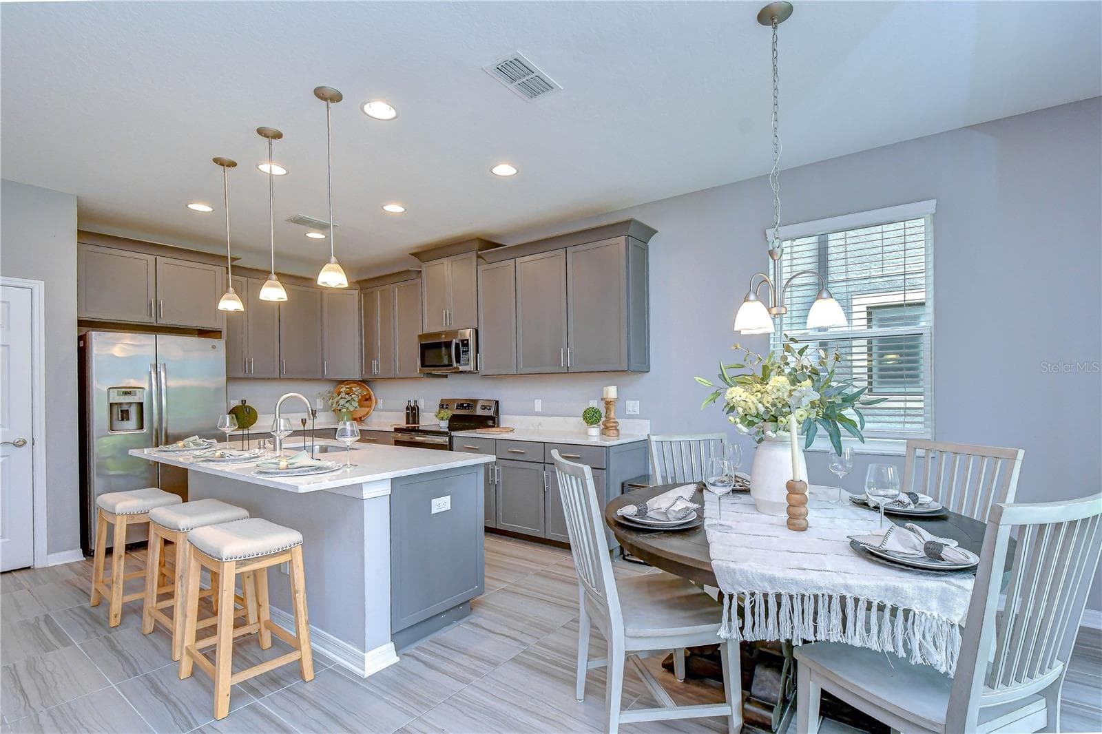 Single Family Residence at 1621 LEAF FLOWER LN, LUTZ, photo 26 of 78