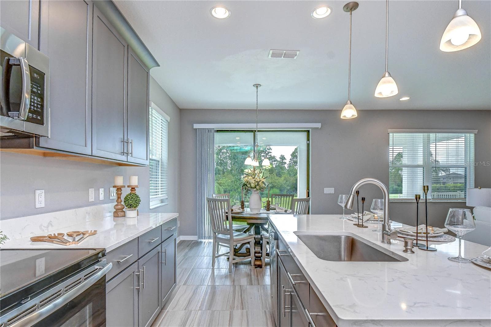 Single Family Residence at 1621 LEAF FLOWER LN, LUTZ, photo 34 of 78