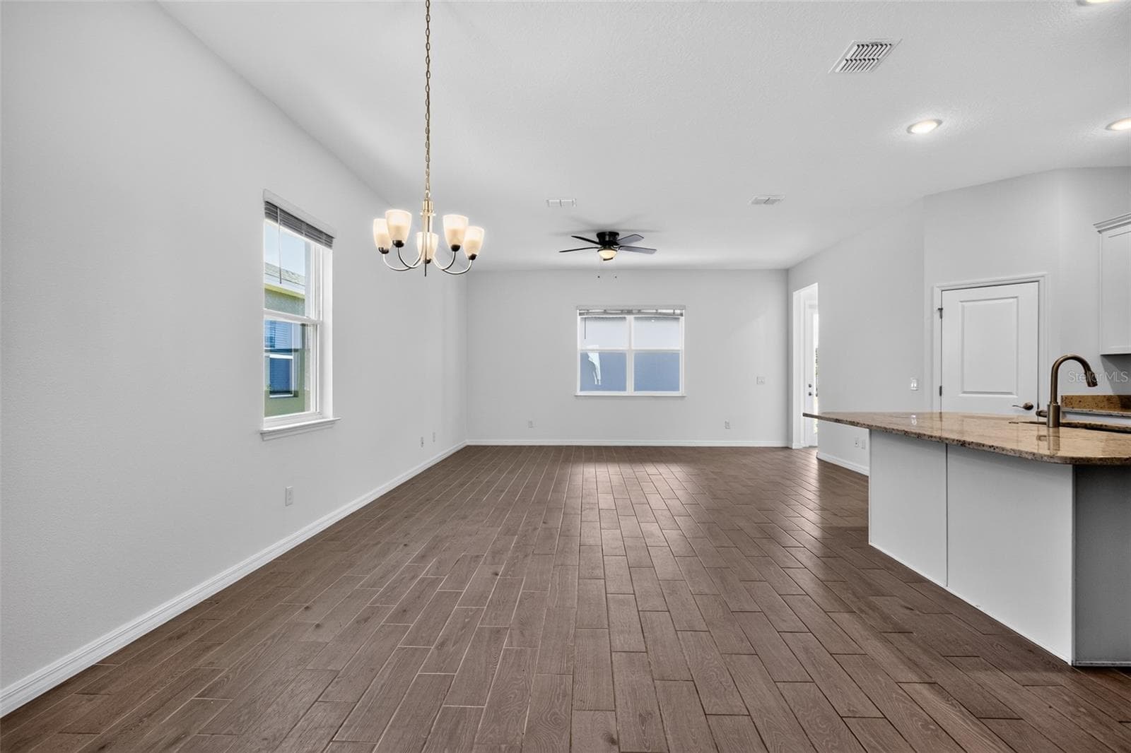 Single Family Residence at 762 MIDDLETON ST, DEBARY, photo 16 of 47