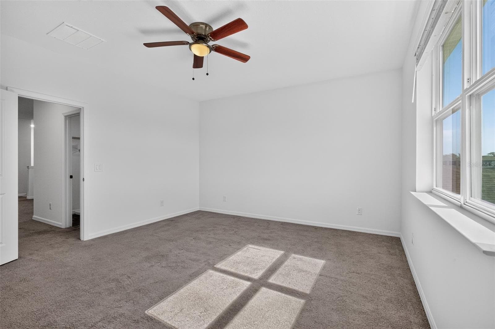 Single Family Residence at 762 MIDDLETON ST, DEBARY, photo 20 of 47