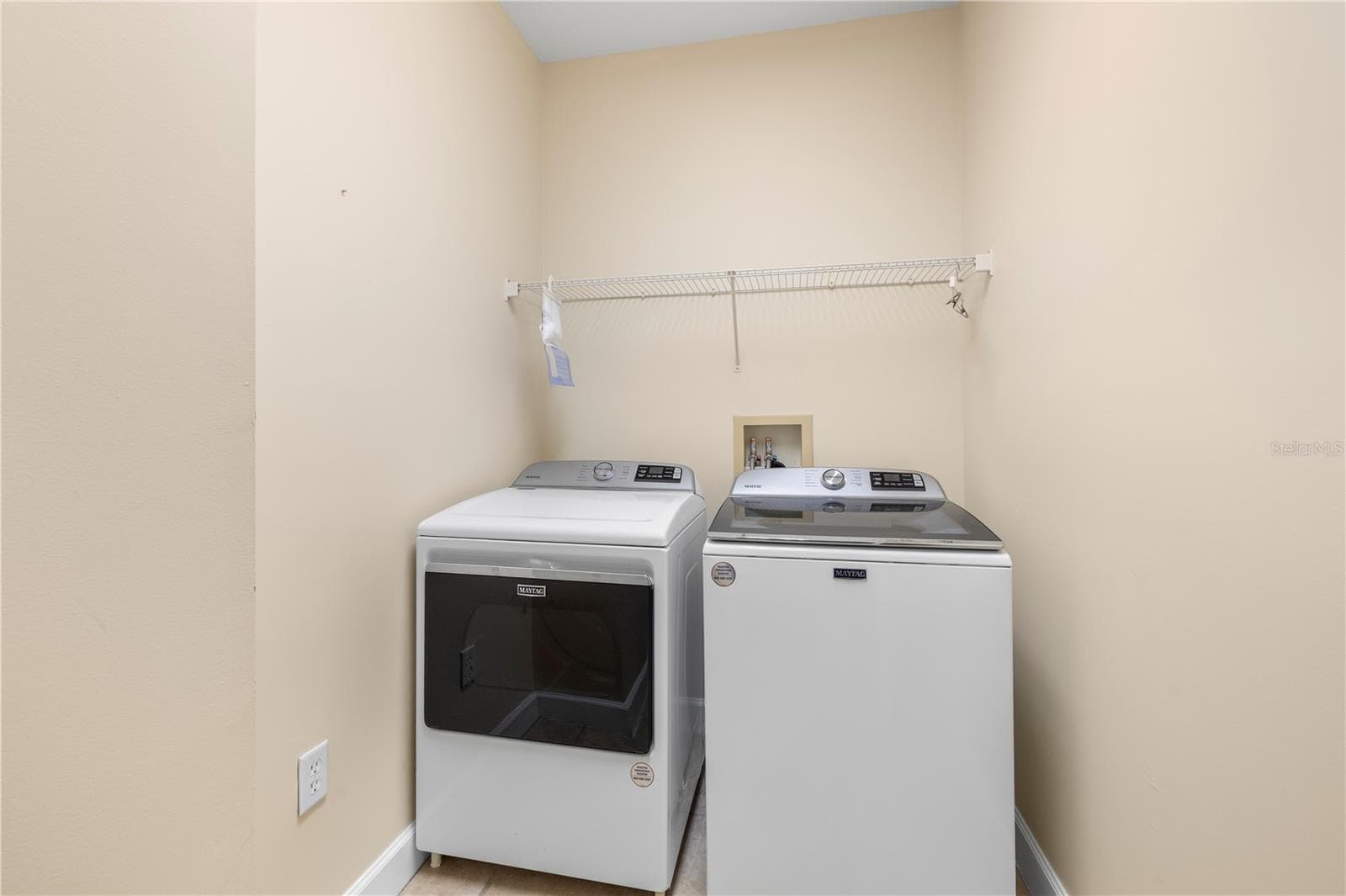 Inside Laundry - 116 131ST AVE E #F, MADEIRA BEACH