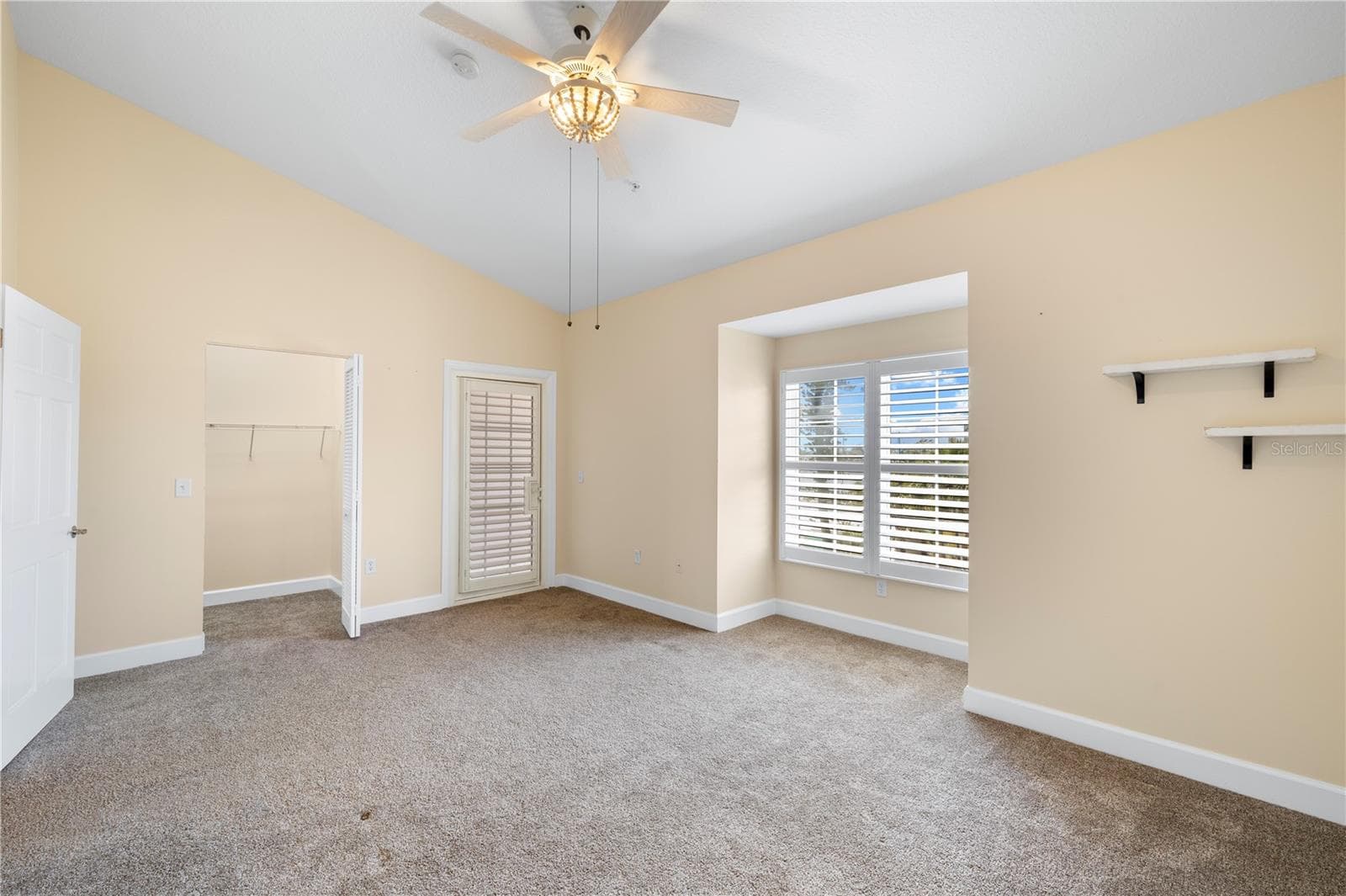 Bed - 116 131ST AVE E #F, MADEIRA BEACH