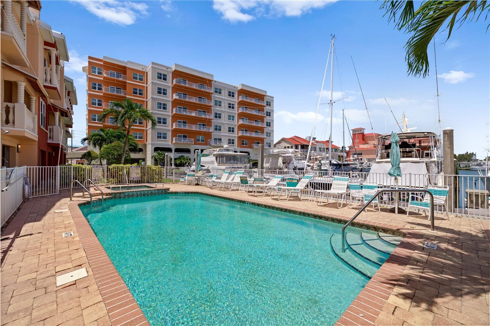 Pool / Spa - 116 131ST AVE E #F, MADEIRA BEACH