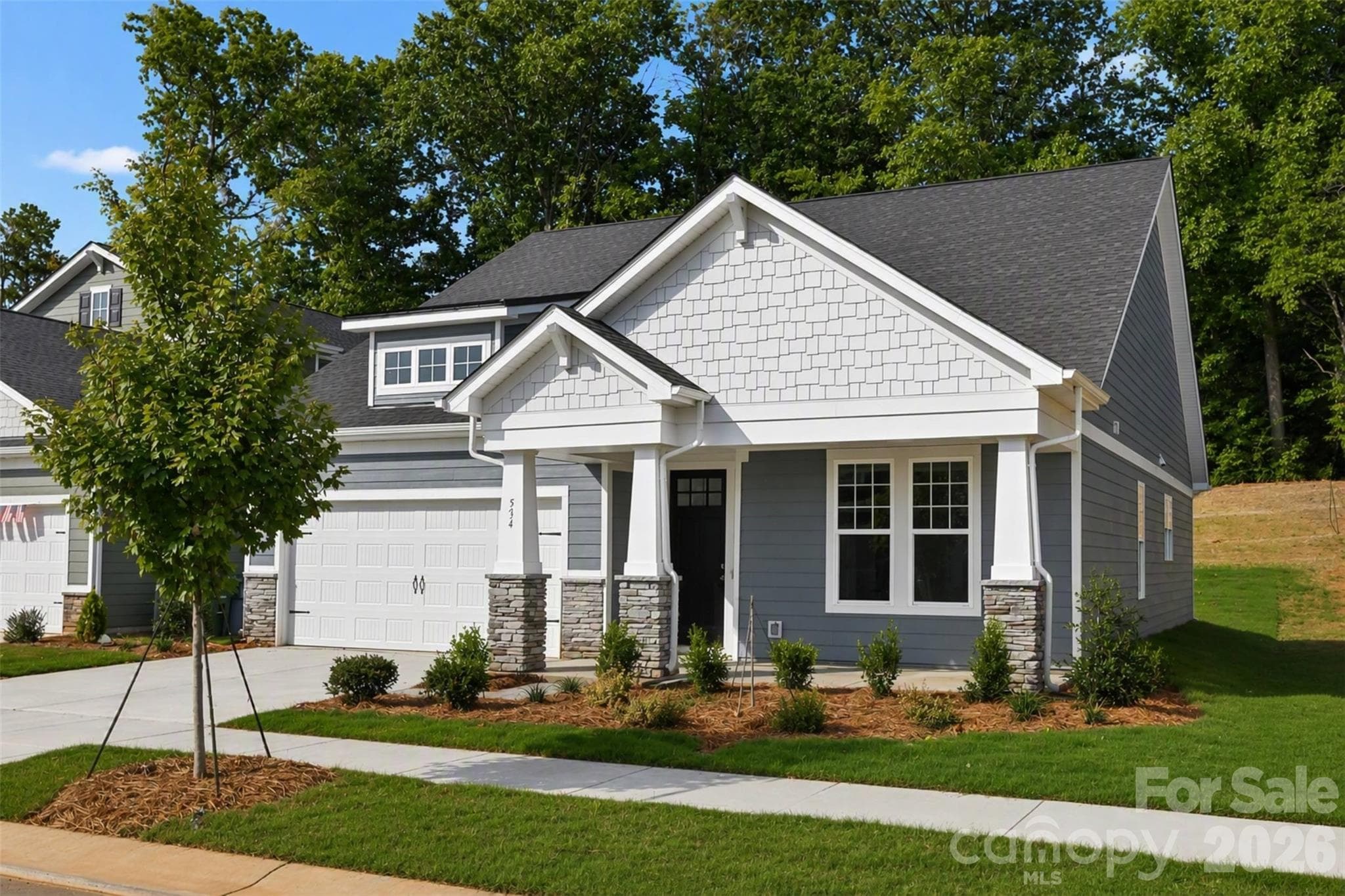 Single Family Residence at 534 Tates Trail, Gastonia, photo 2 of 27