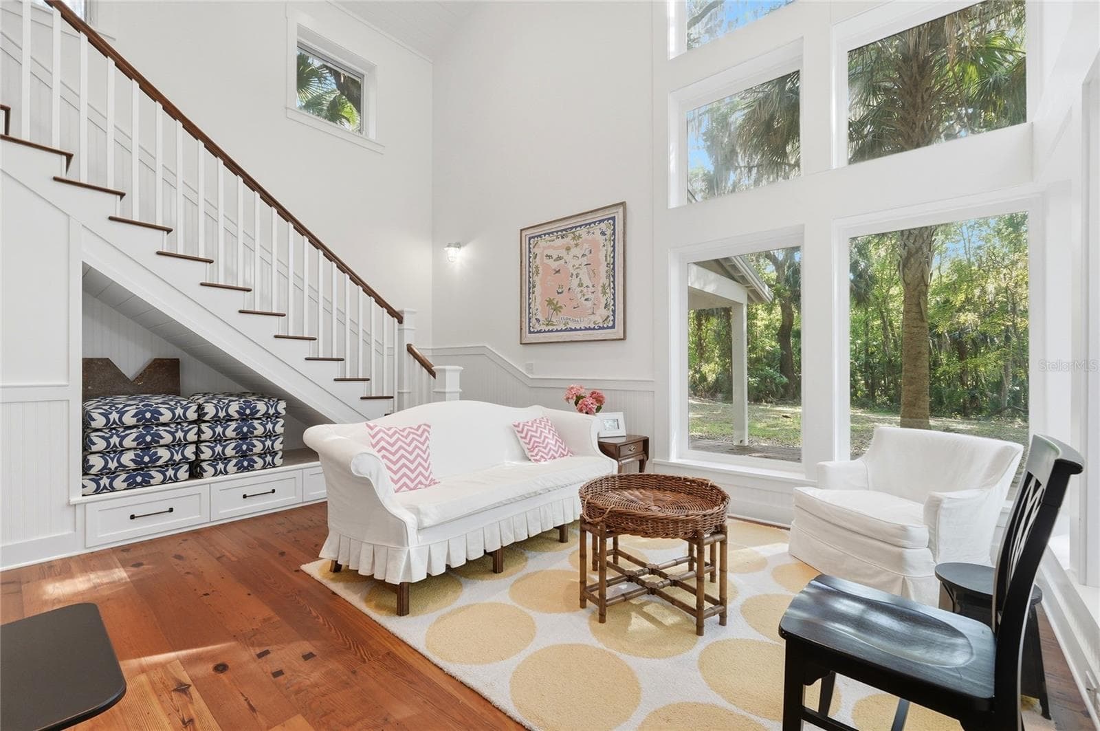 North Cottage Living Room - WIGGINS, SAN MATEO
