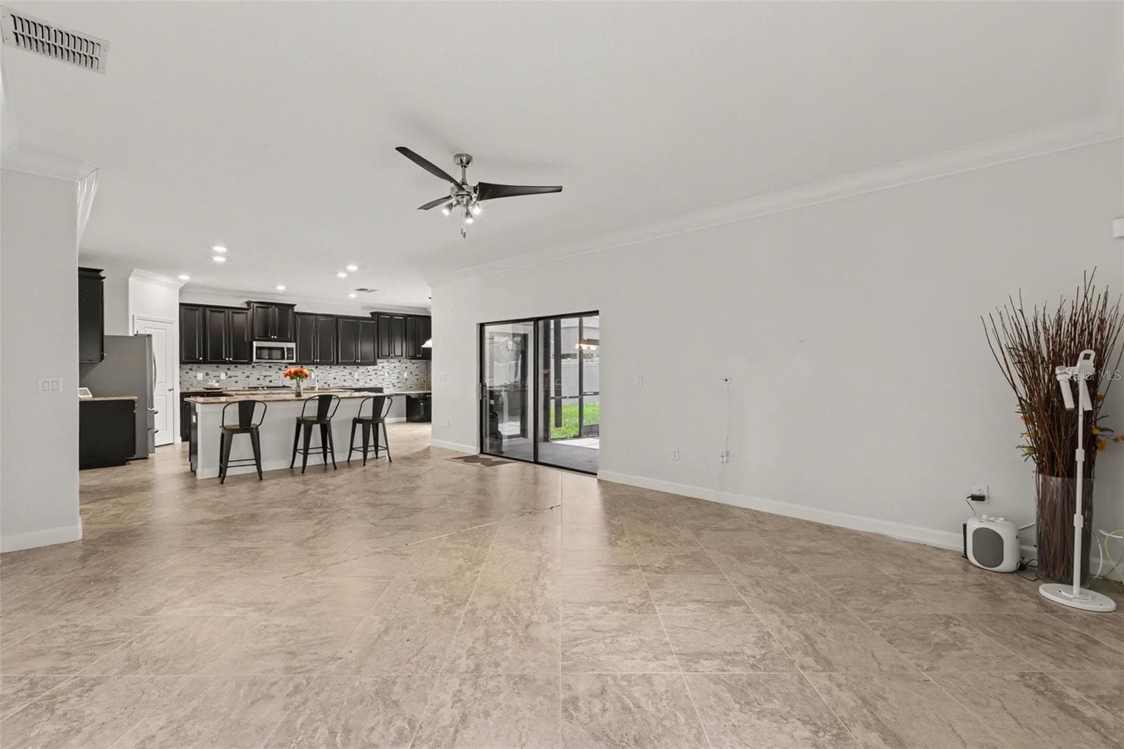 Single Family Residence at 12005 CINNAMON FERN DR, RIVERVIEW, photo 6 of 25