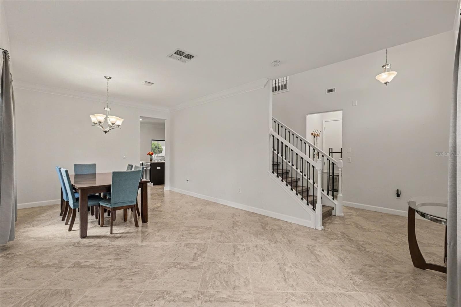 Single Family Residence at 12005 CINNAMON FERN DR, RIVERVIEW, photo 7 of 25