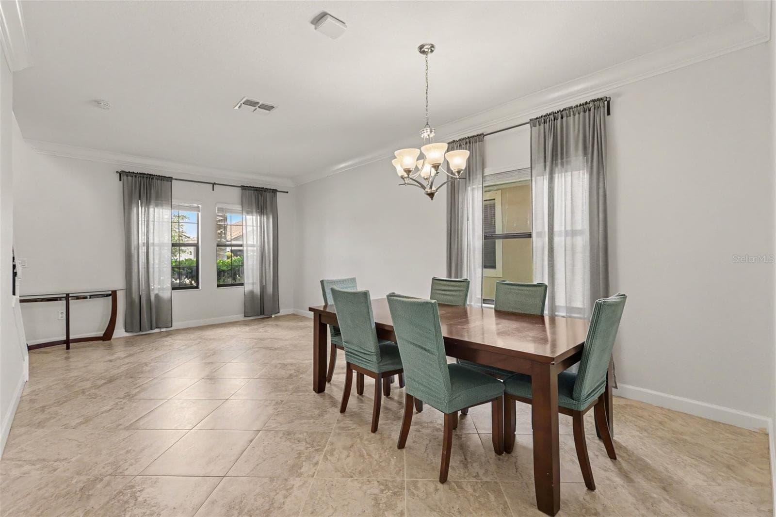 Single Family Residence at 12005 CINNAMON FERN DR, RIVERVIEW, photo 8 of 25