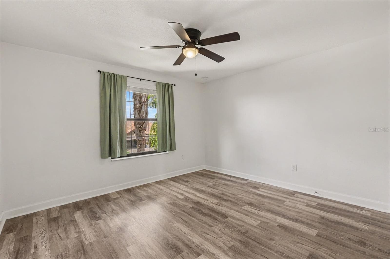 Single Family Residence at 12005 CINNAMON FERN DR, RIVERVIEW, photo 18 of 25