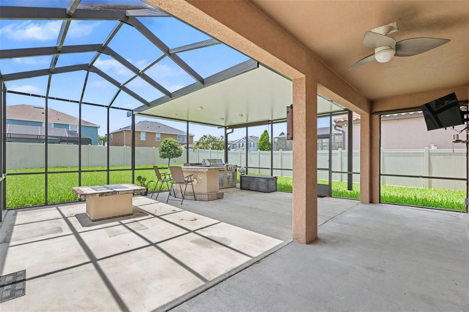 Single Family Residence at 12005 CINNAMON FERN DR, RIVERVIEW, photo 23 of 25