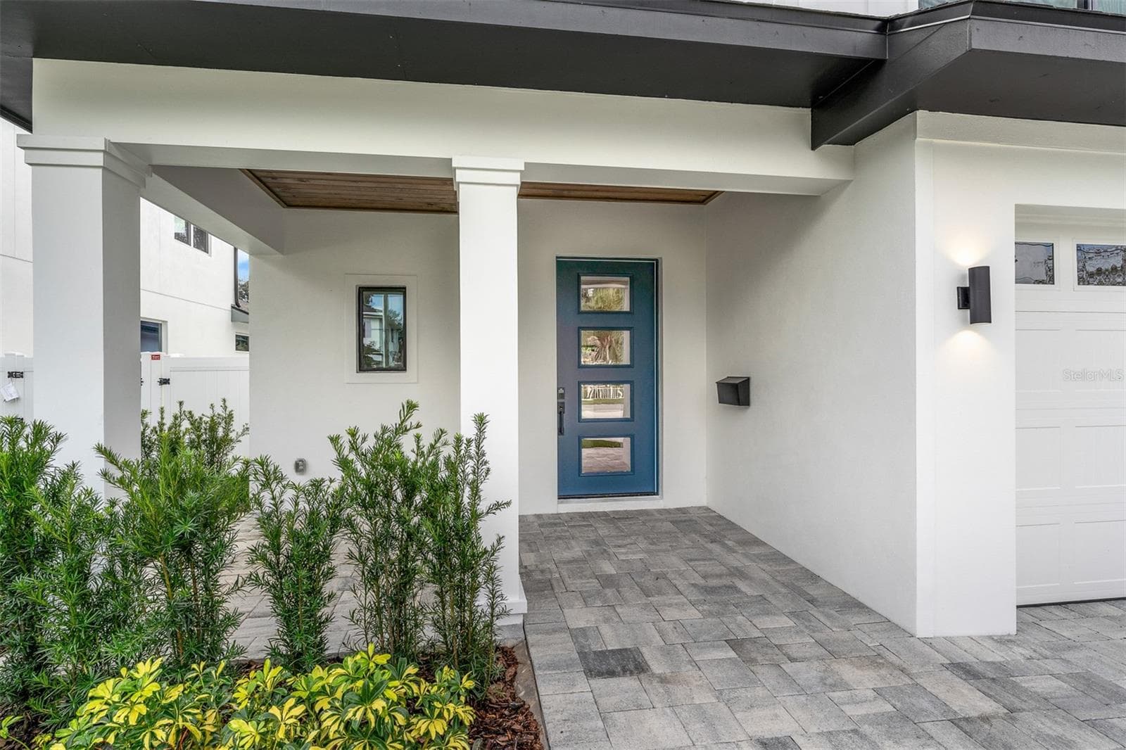 Single Family Residence at 1546 MILLER AVE, WINTER PARK, photo 2 of 36
