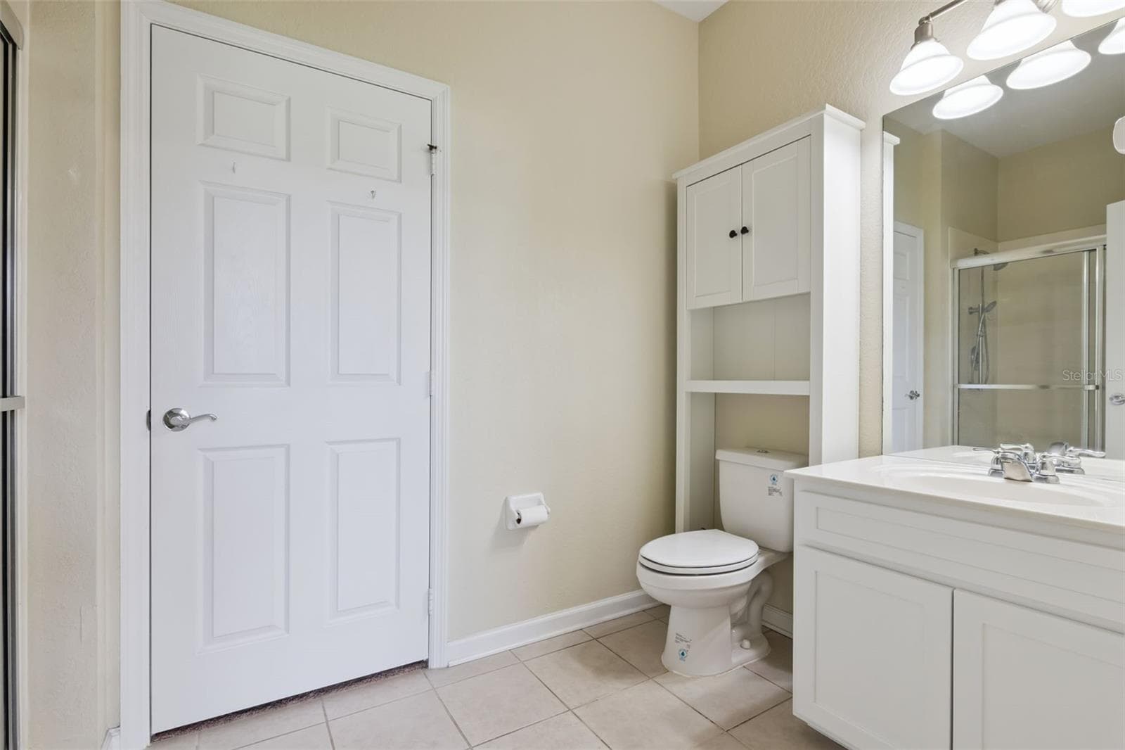 Townhouse at 1431 SHALLCROSS AVE, ORLANDO, photo 11 of 42
