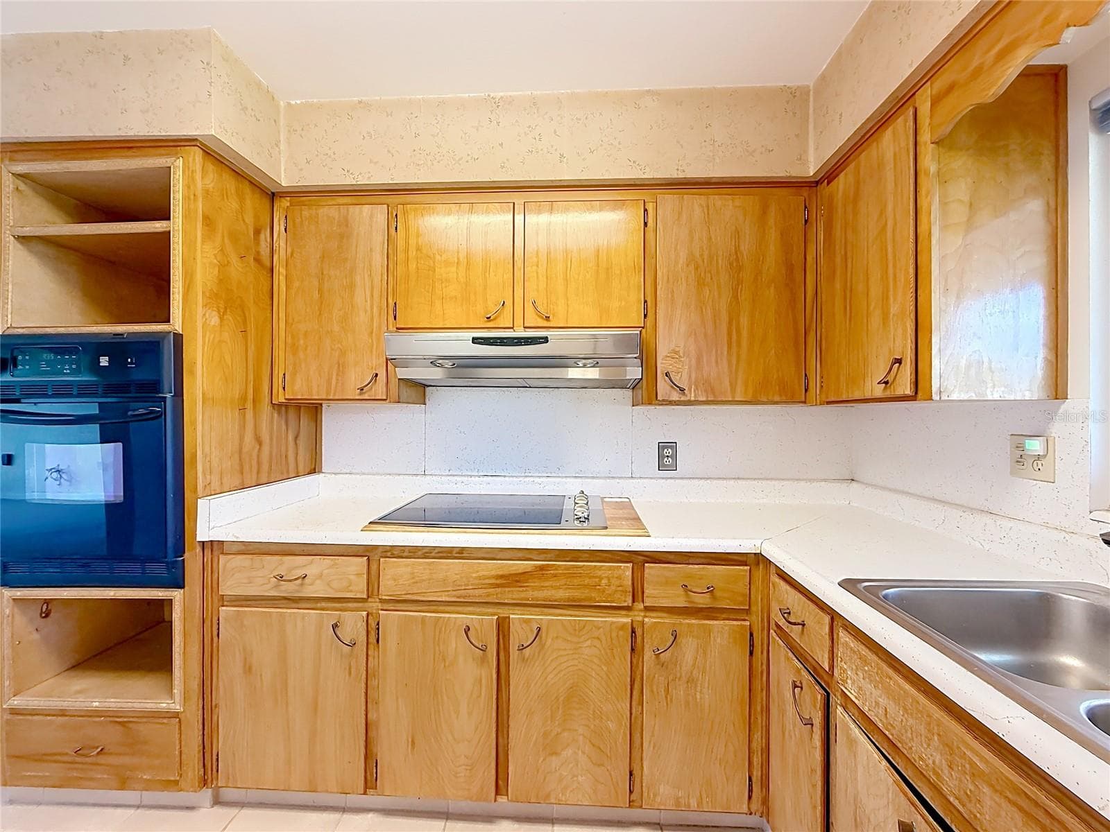 Single Family Residence at 13225 COUNTRY CLUB DR, TAVARES, photo 20 of 60