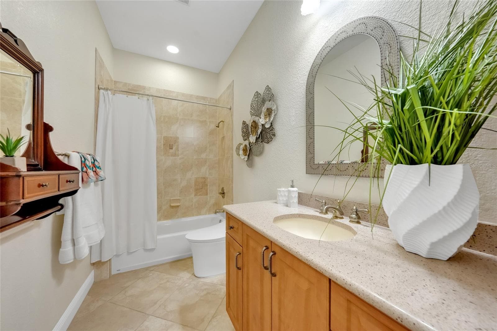 Condominium at 196 TARPON COVE BLVD #722, PUNTA GORDA, photo 31 of 47