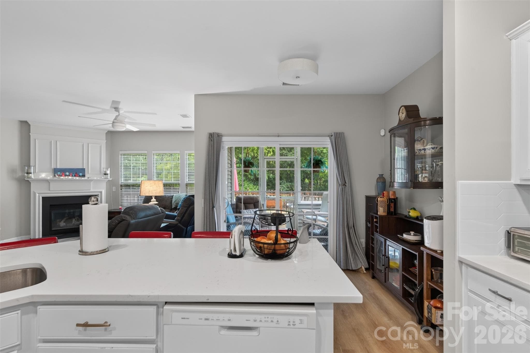 Single Family Residence at 9114 Beaver Brook Way, Charlotte, photo 22 of 42