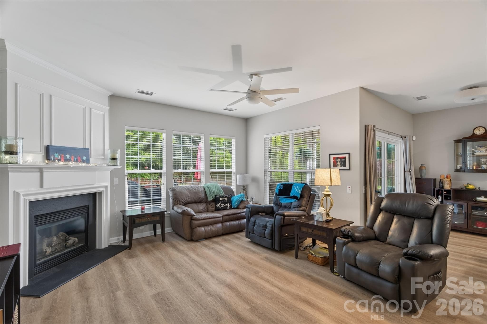 Single Family Residence at 9114 Beaver Brook Way, Charlotte, photo 27 of 42