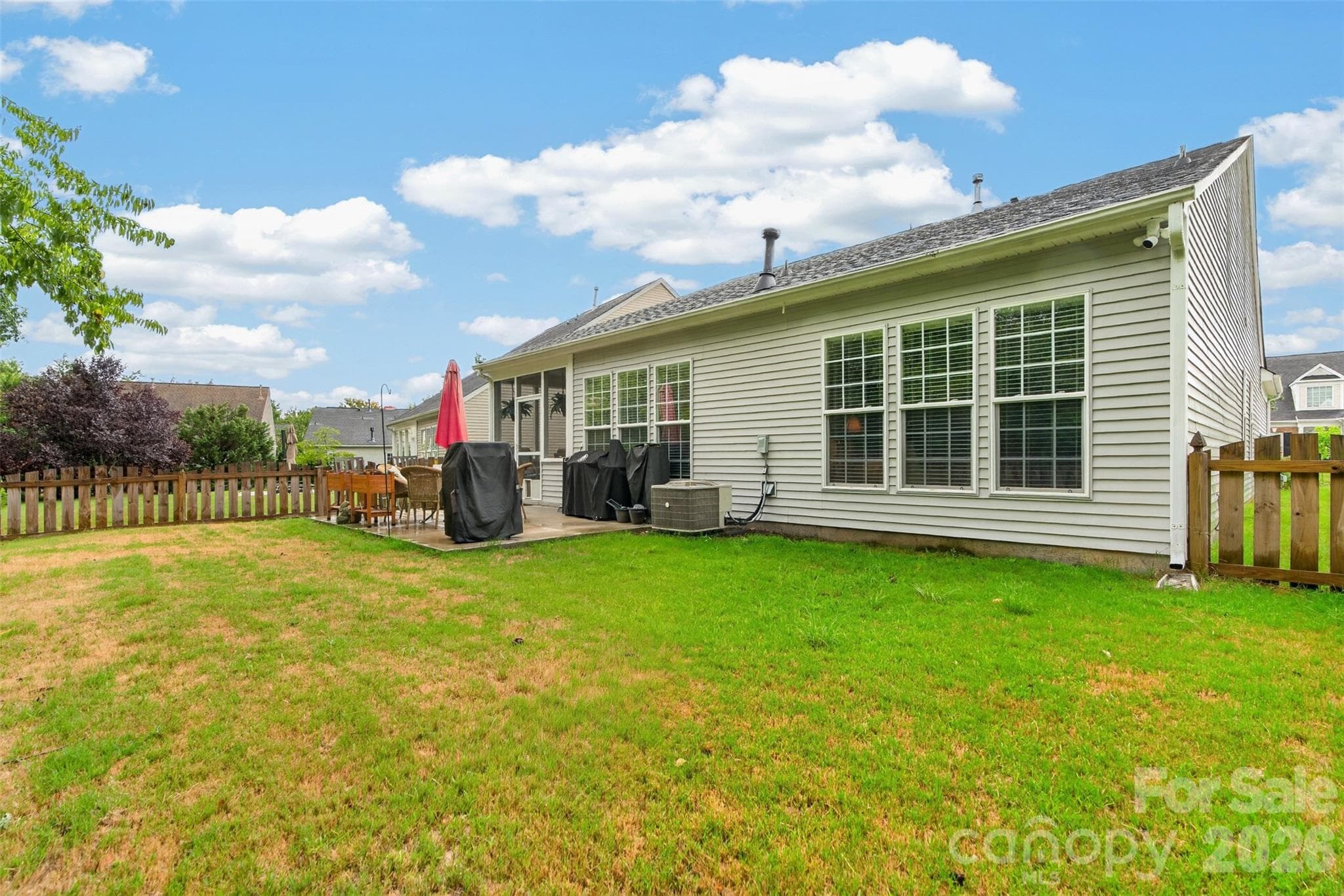 Single Family Residence at 9114 Beaver Brook Way, Charlotte, photo 37 of 42