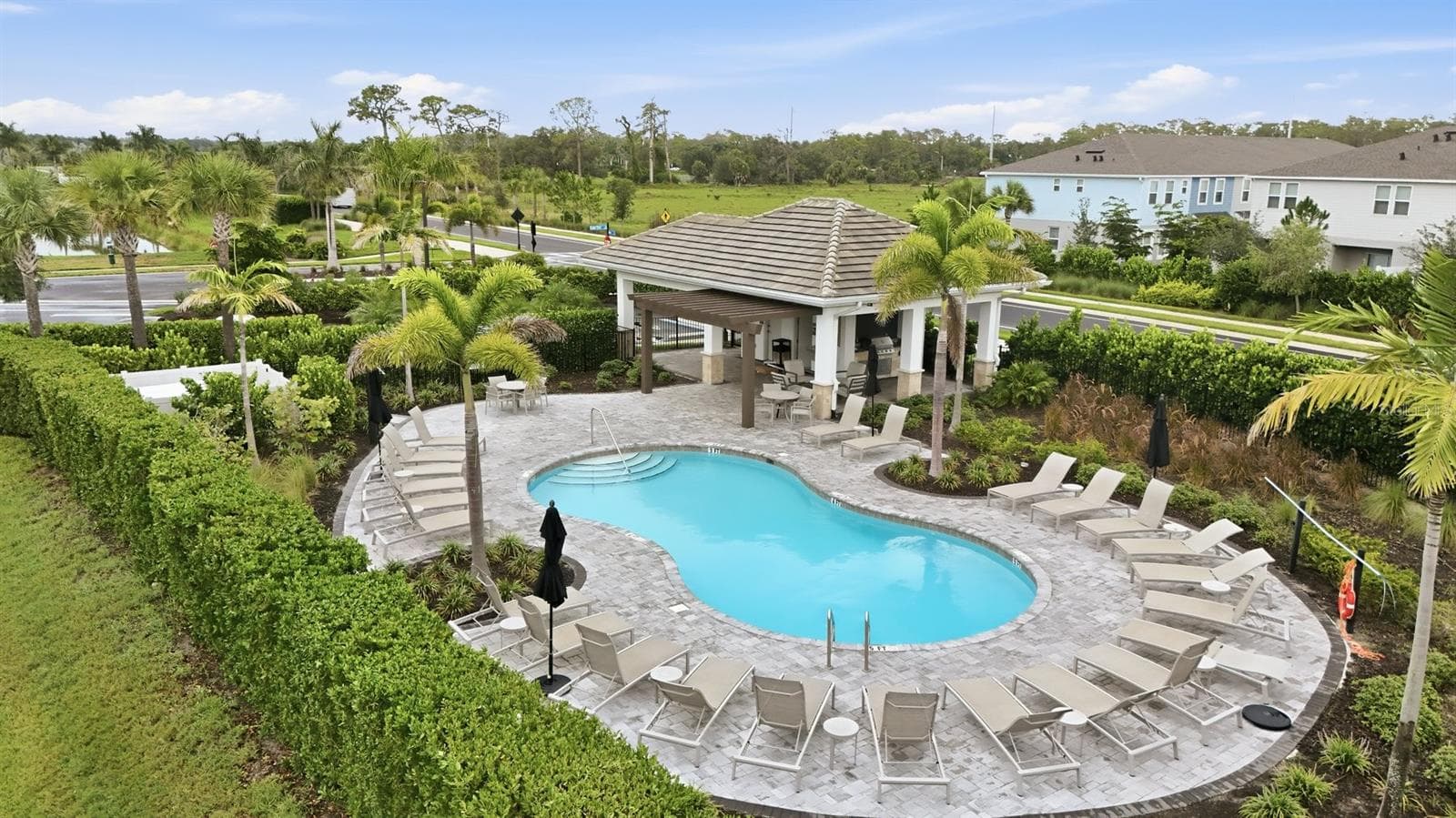 Overview of Complex - 8417 LUNAR SKYE ST, SARASOTA