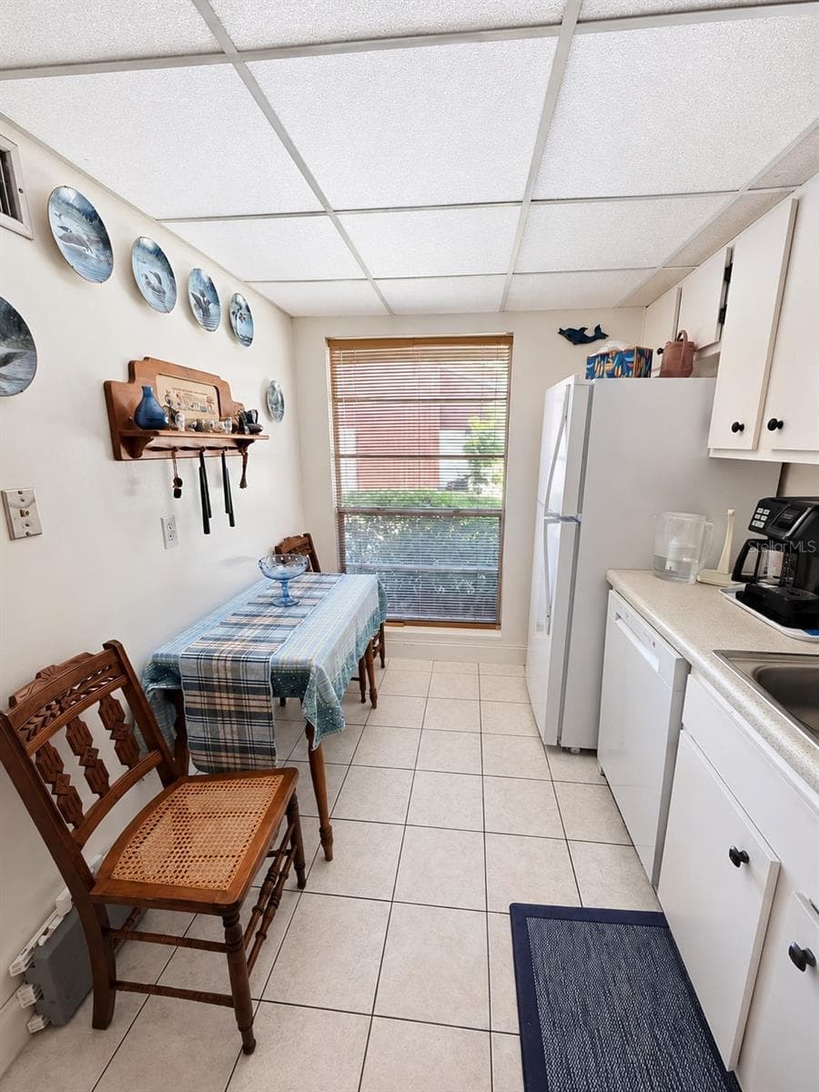 Condominium at 2054 SUNSET POINT RD #38, CLEARWATER, photo 6 of 34