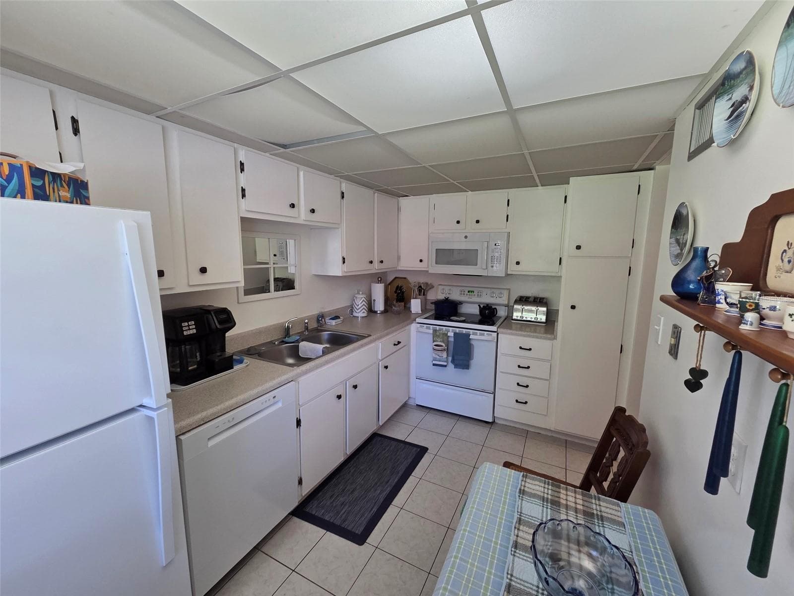 Condominium at 2054 SUNSET POINT RD #38, CLEARWATER, photo 8 of 34