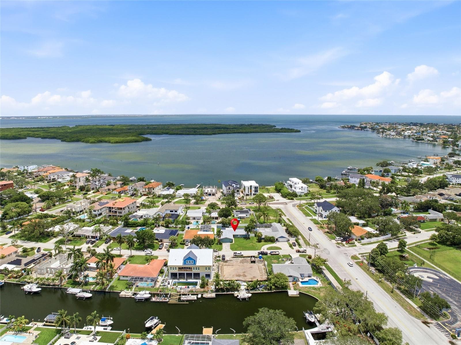 Single Family Residence at 6241 TANGLEWOOD DR NE, ST PETERSBURG, photo 26 of 27