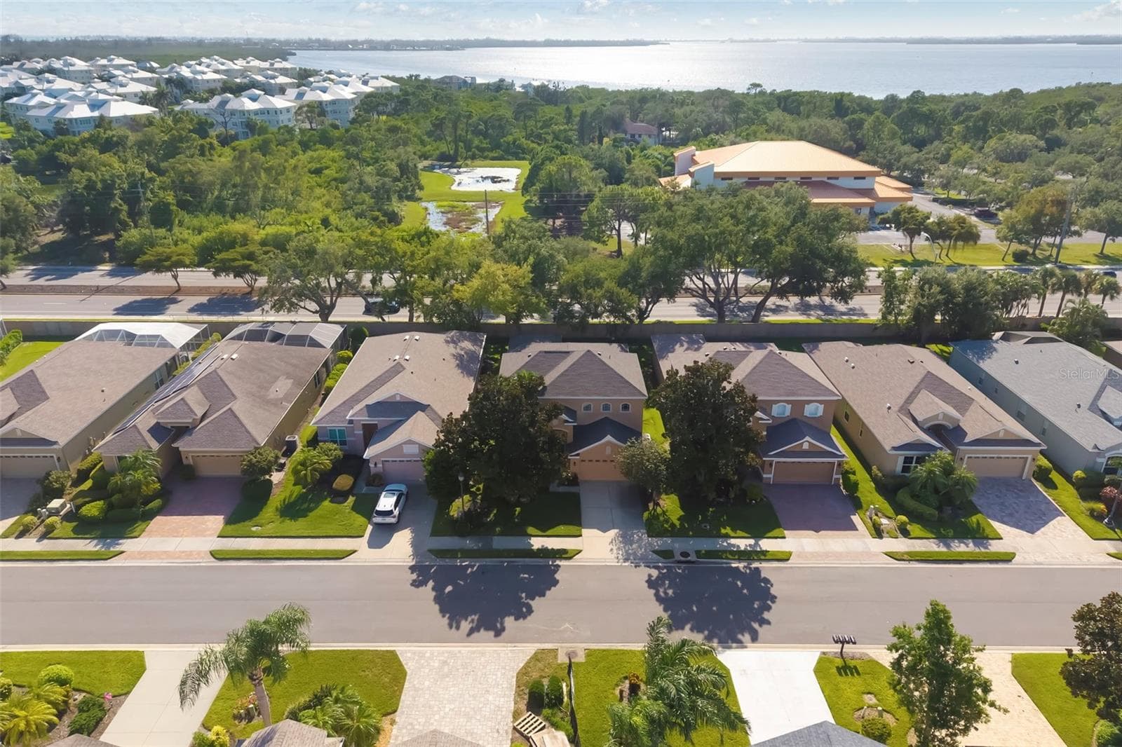 Single Family Residence at 3628 SUMMERWIND CIR, BRADENTON, photo 5 of 71
