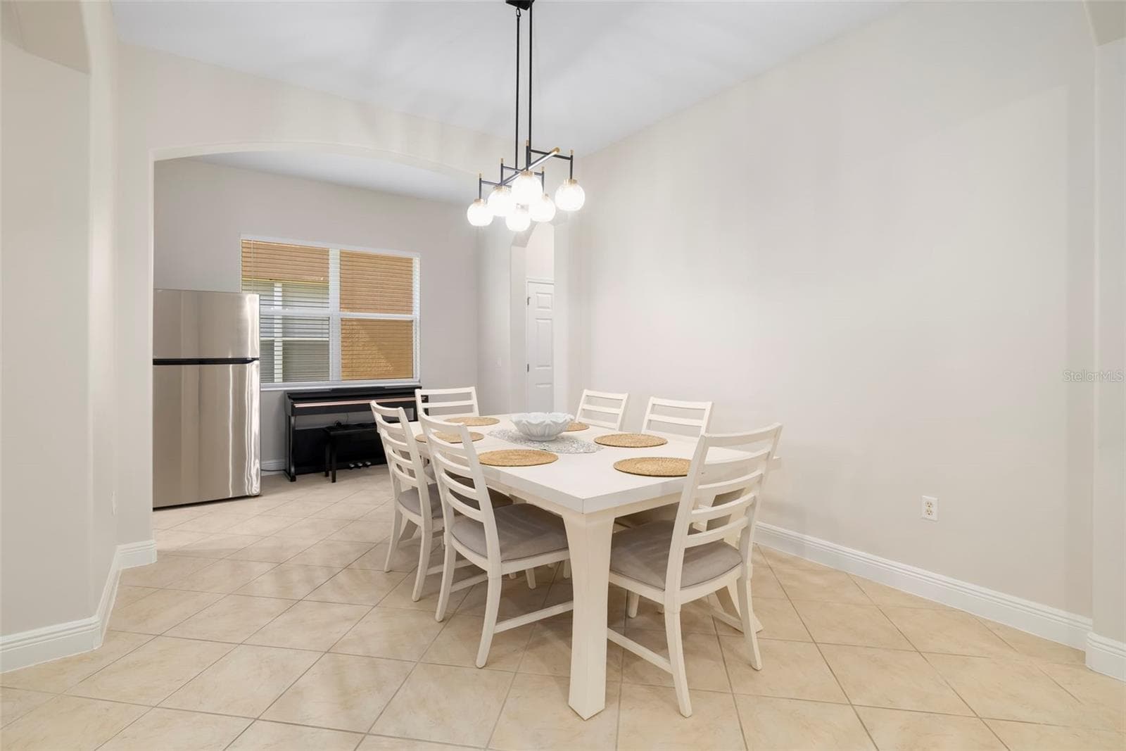 Single Family Residence at 3628 SUMMERWIND CIR, BRADENTON, photo 7 of 71
