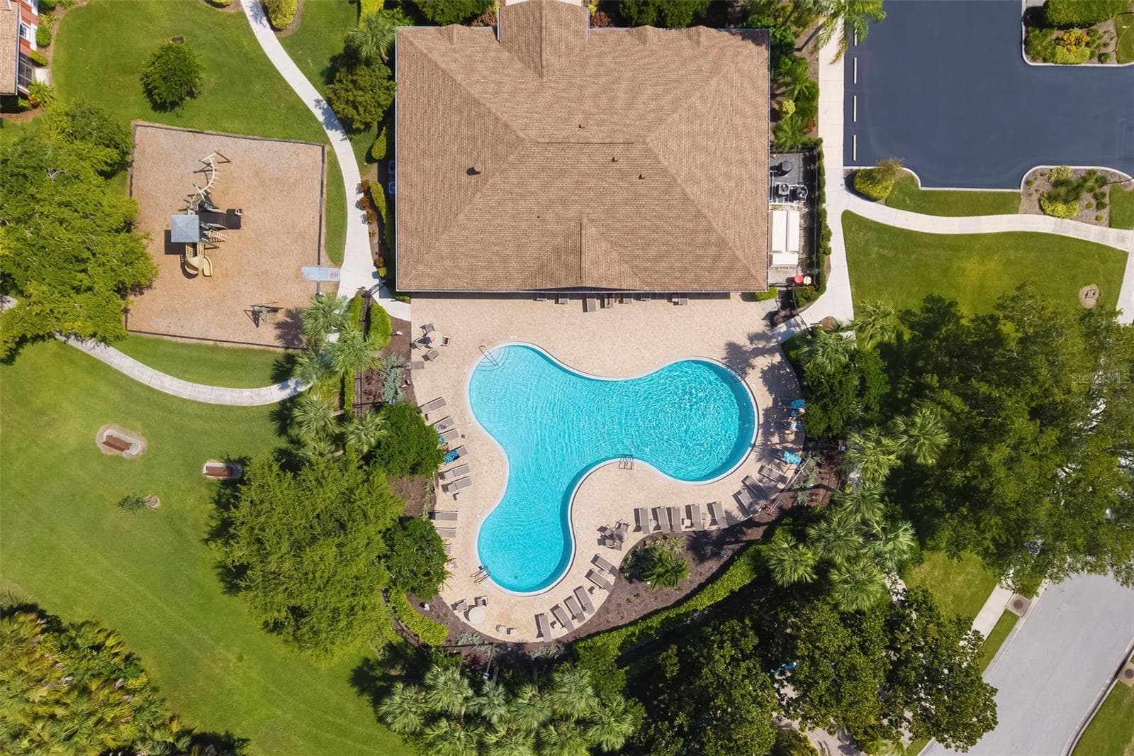Single Family Residence at 3628 SUMMERWIND CIR, BRADENTON, photo 51 of 71