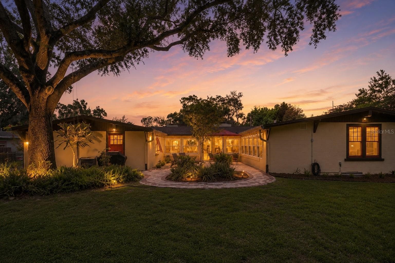 Single Family Residence at 497 VALENCIA ST, SANFORD, photo 5 of 34