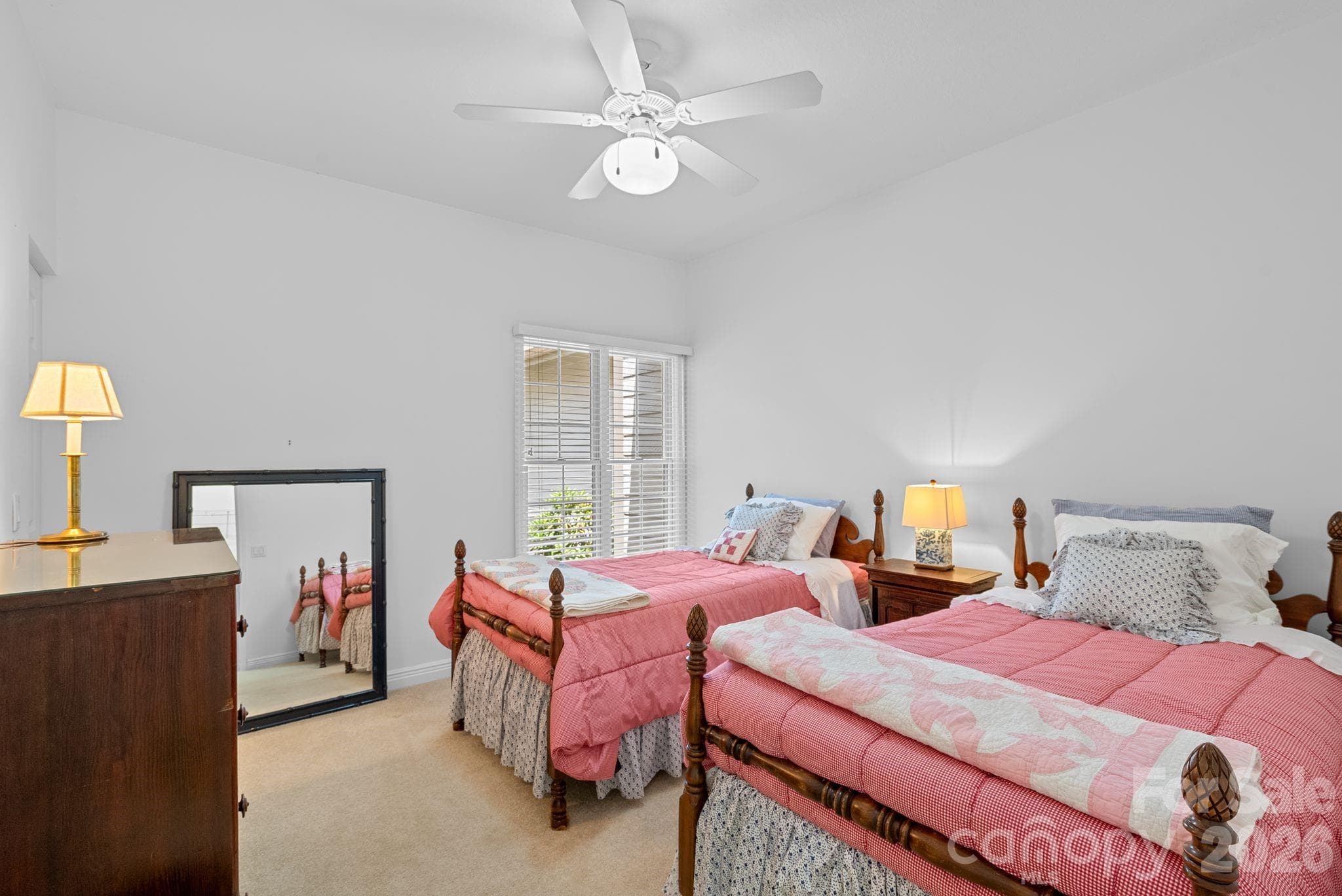 Condominium at 62 Pinnacle Point, Asheville, photo 20 of 36