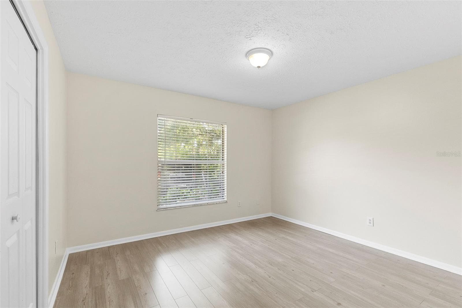 Single Family Residence at 8904 W FLORA ST, TAMPA, photo 24 of 60