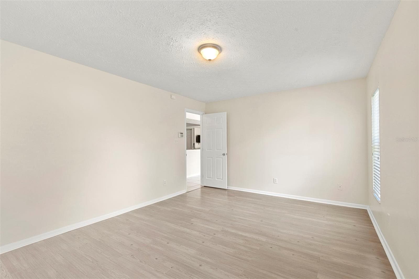 Single Family Residence at 8904 W FLORA ST, TAMPA, photo 37 of 60