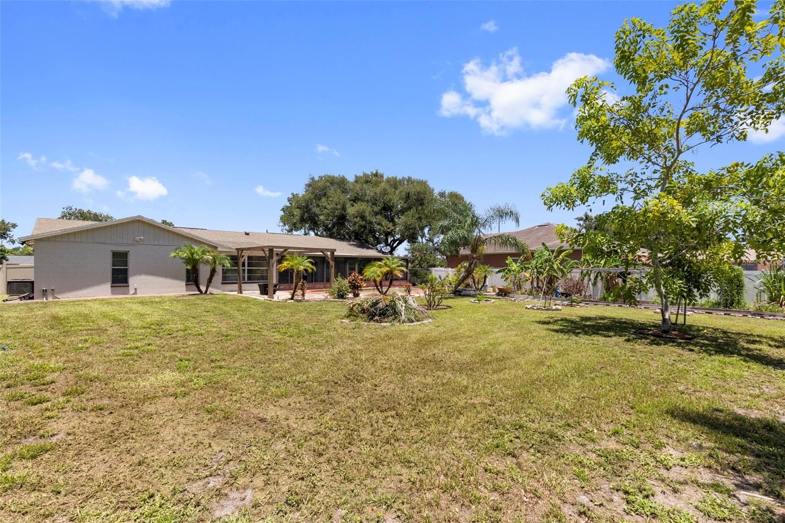 Single Family Residence at 8904 W FLORA ST, TAMPA, photo 50 of 60