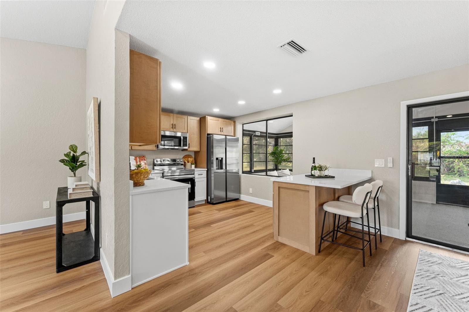Single Family Residence at 117 POINCIANA RD, EDGEWATER, photo 12 of 55