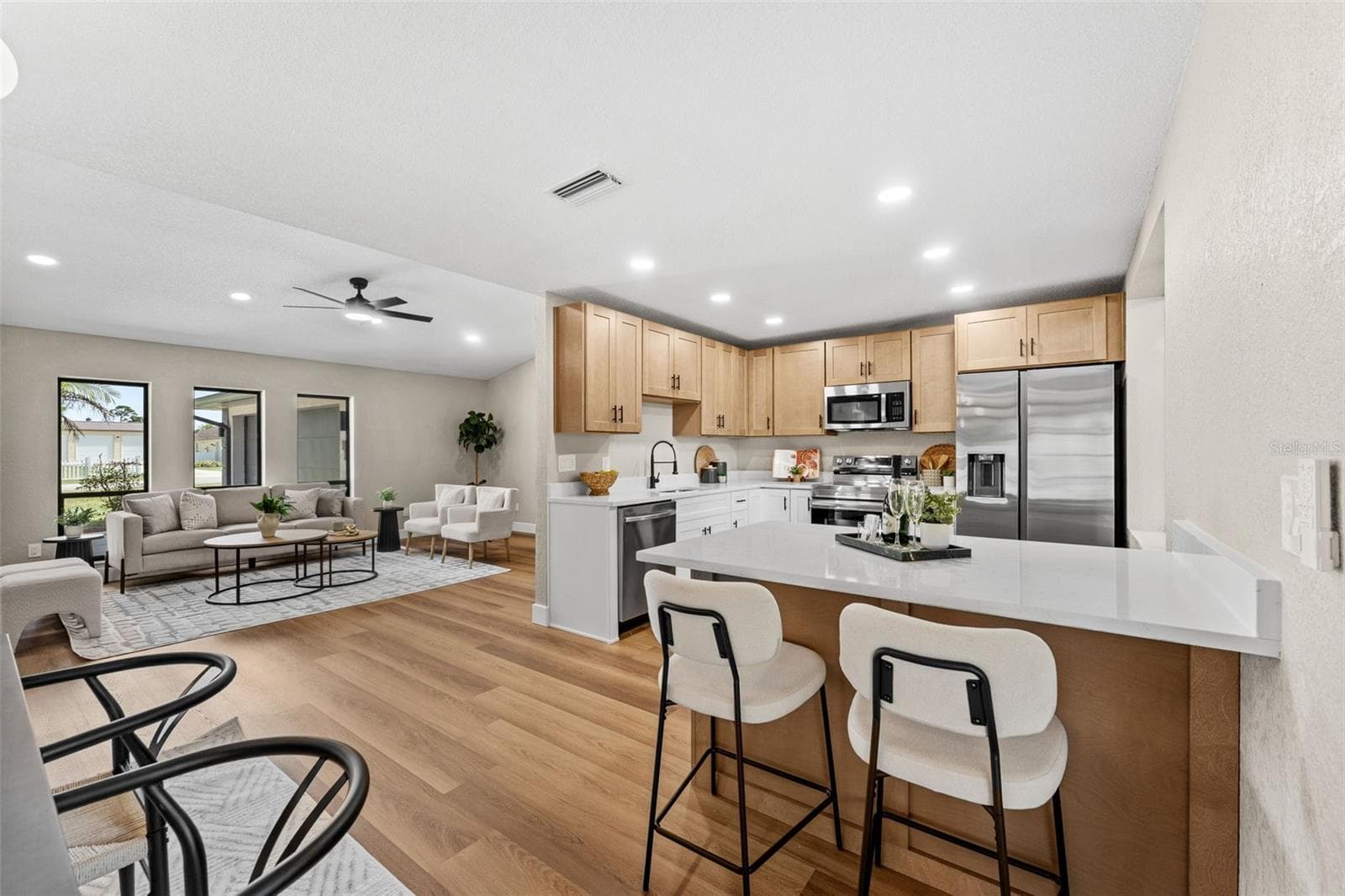 Single Family Residence at 117 POINCIANA RD, EDGEWATER, photo 2 of 55