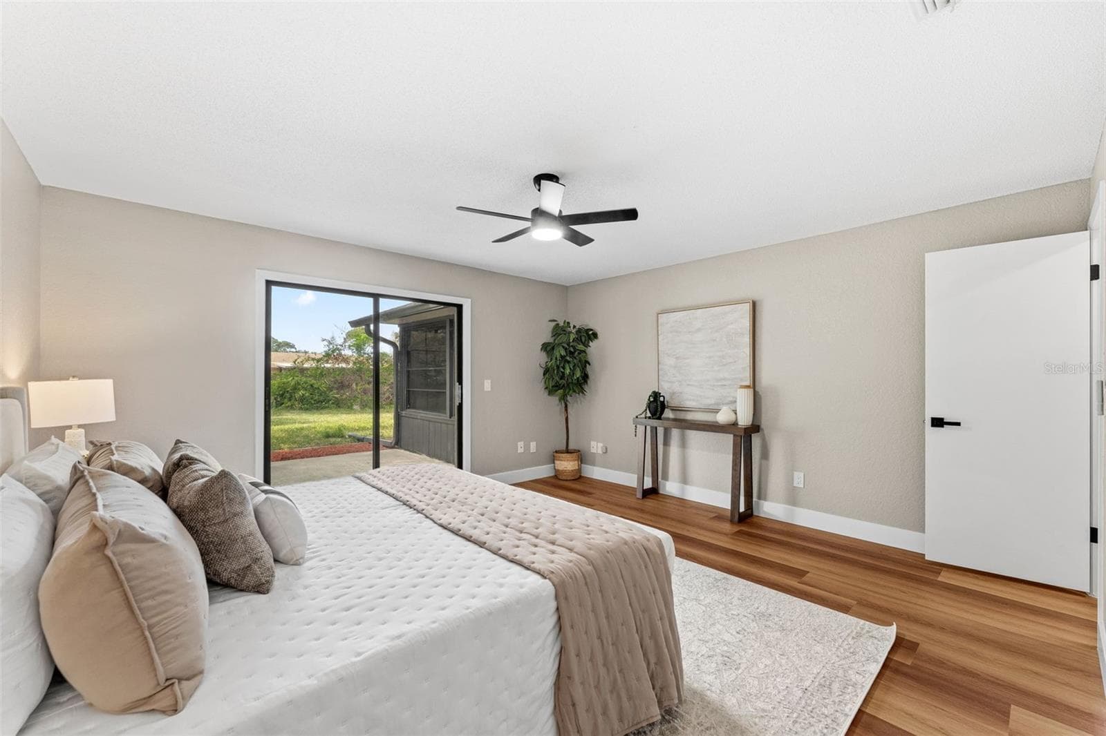 Single Family Residence at 117 POINCIANA RD, EDGEWATER, photo 18 of 55
